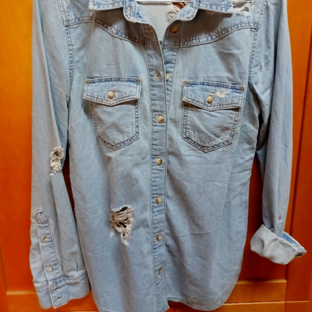 TOPSHOP Snap Button down top